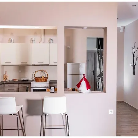 Sotiria Apartment Kiáton Exteriér fotografie
